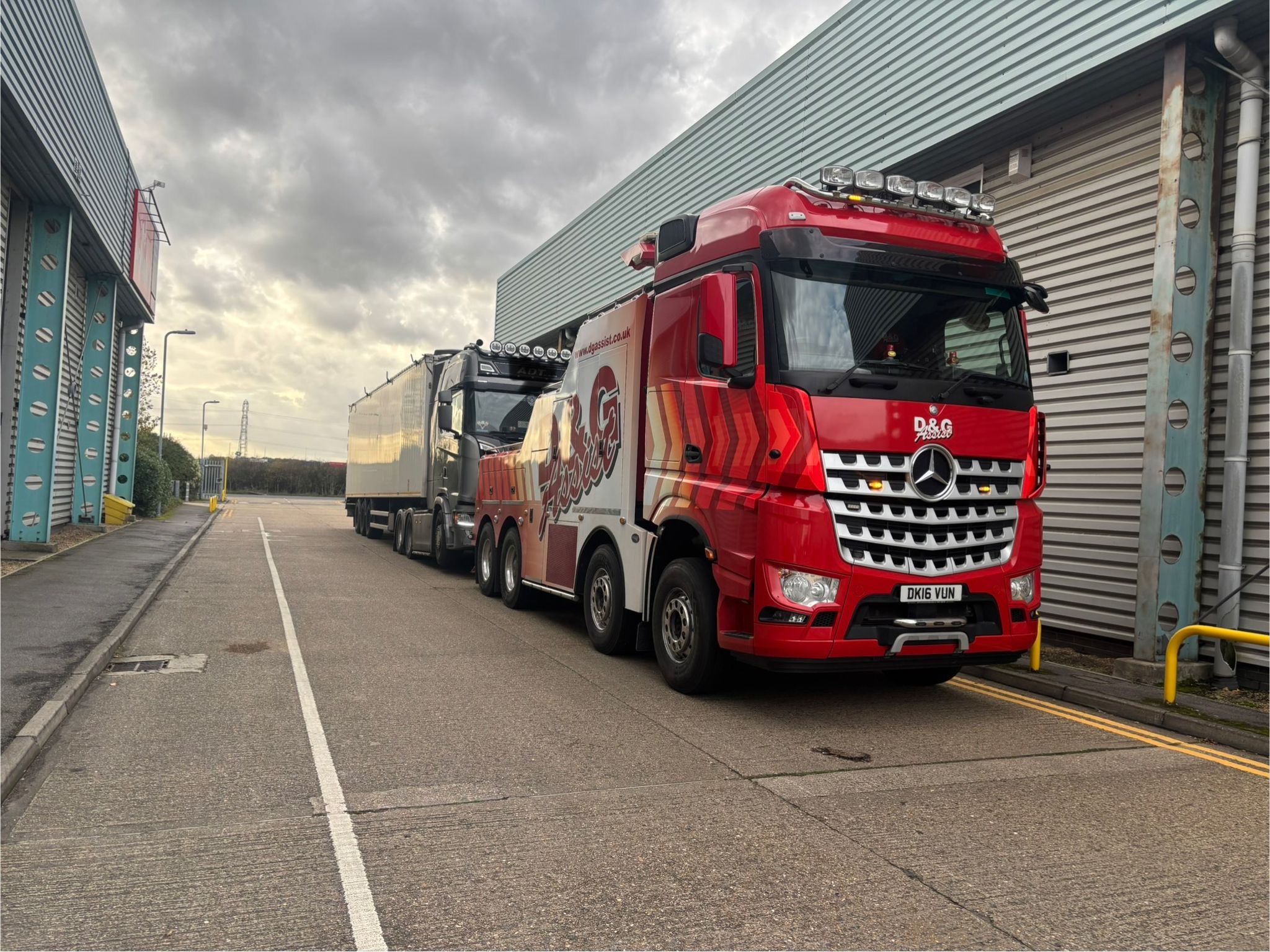 D&G Assist wheel-lift and suspended tow recovery